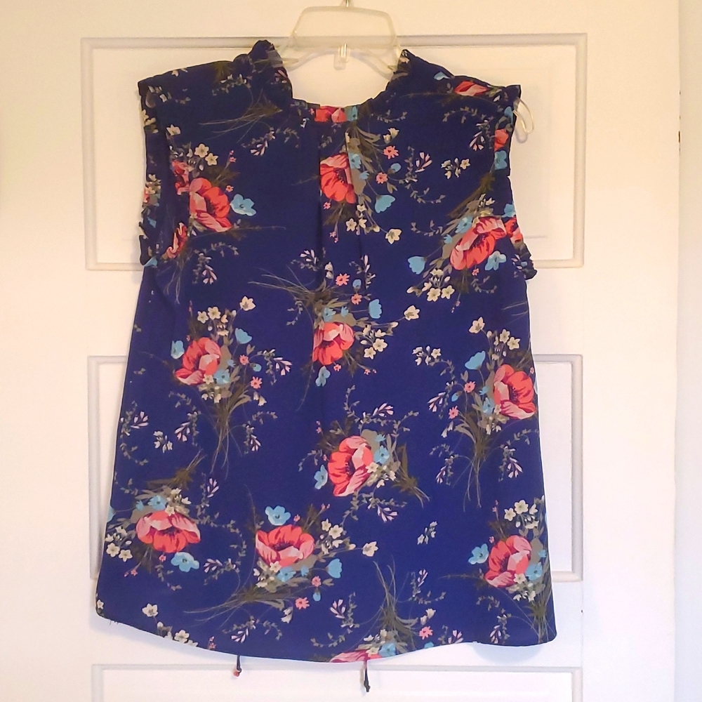 Floral blouse tank